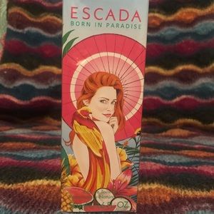 Escada Born in Paradise